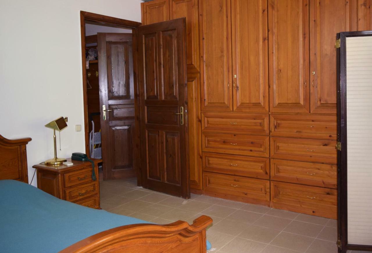 Seaside Villa In Alikes, Chalkida Дросия Екстериор снимка